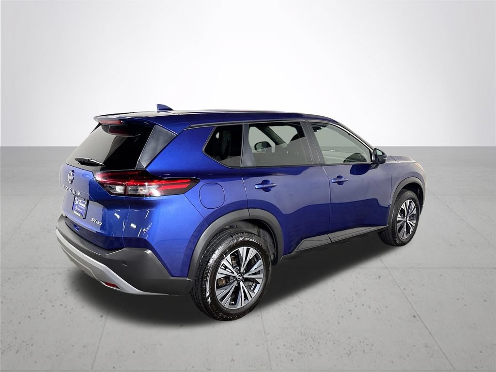 Used 2022 Nissan Rogue SV AWD/4WD image 6