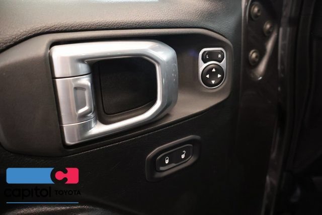 Used 2021 Jeep Wrangler Unlimited Rubicon AWD/4WD image 10