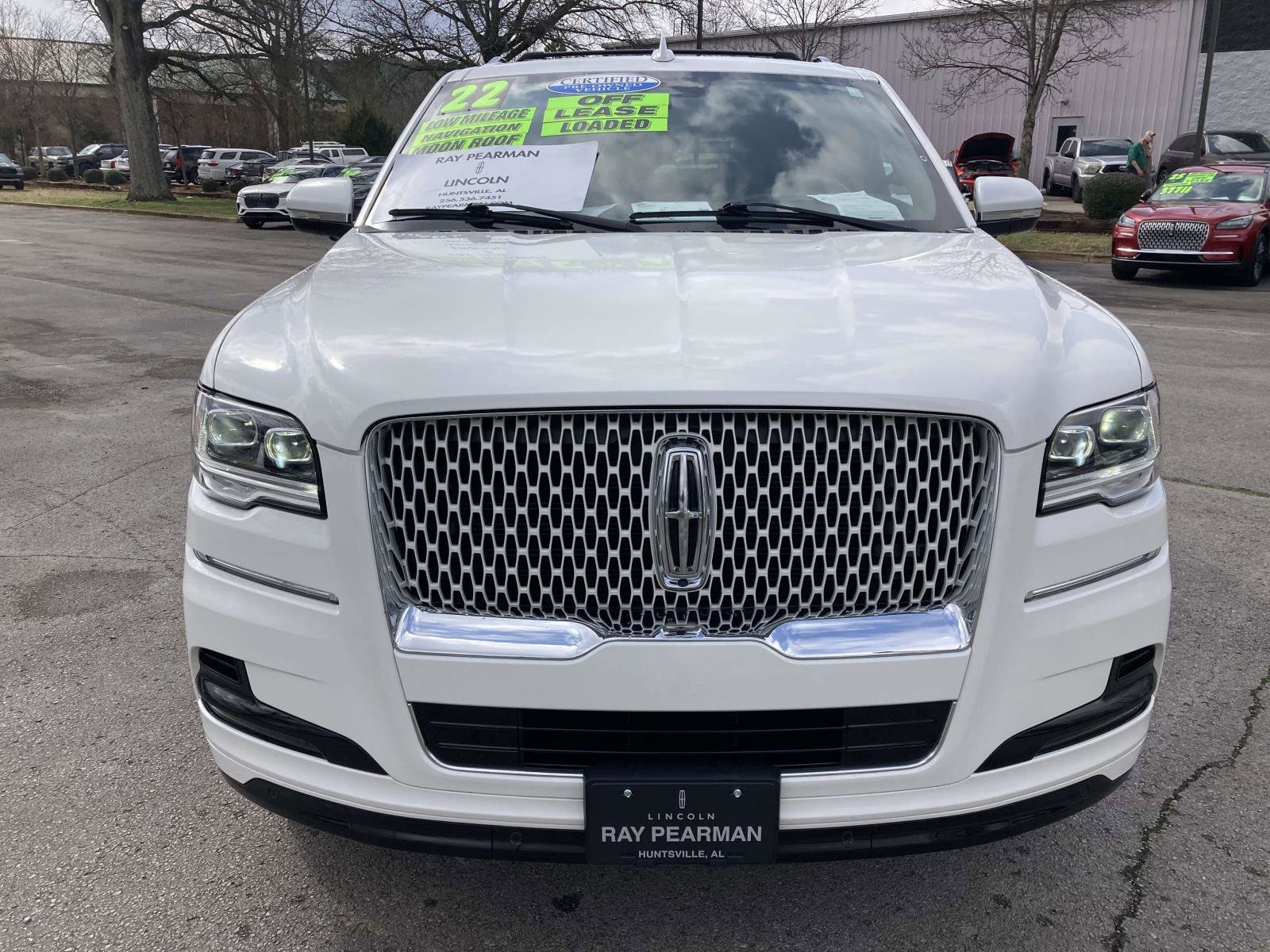 Used 2022 Lincoln Navigator Reserve image 12