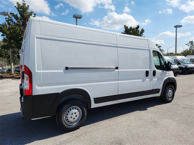 New 2024 RAM ProMaster 2500 w/ Convenience Group image 20