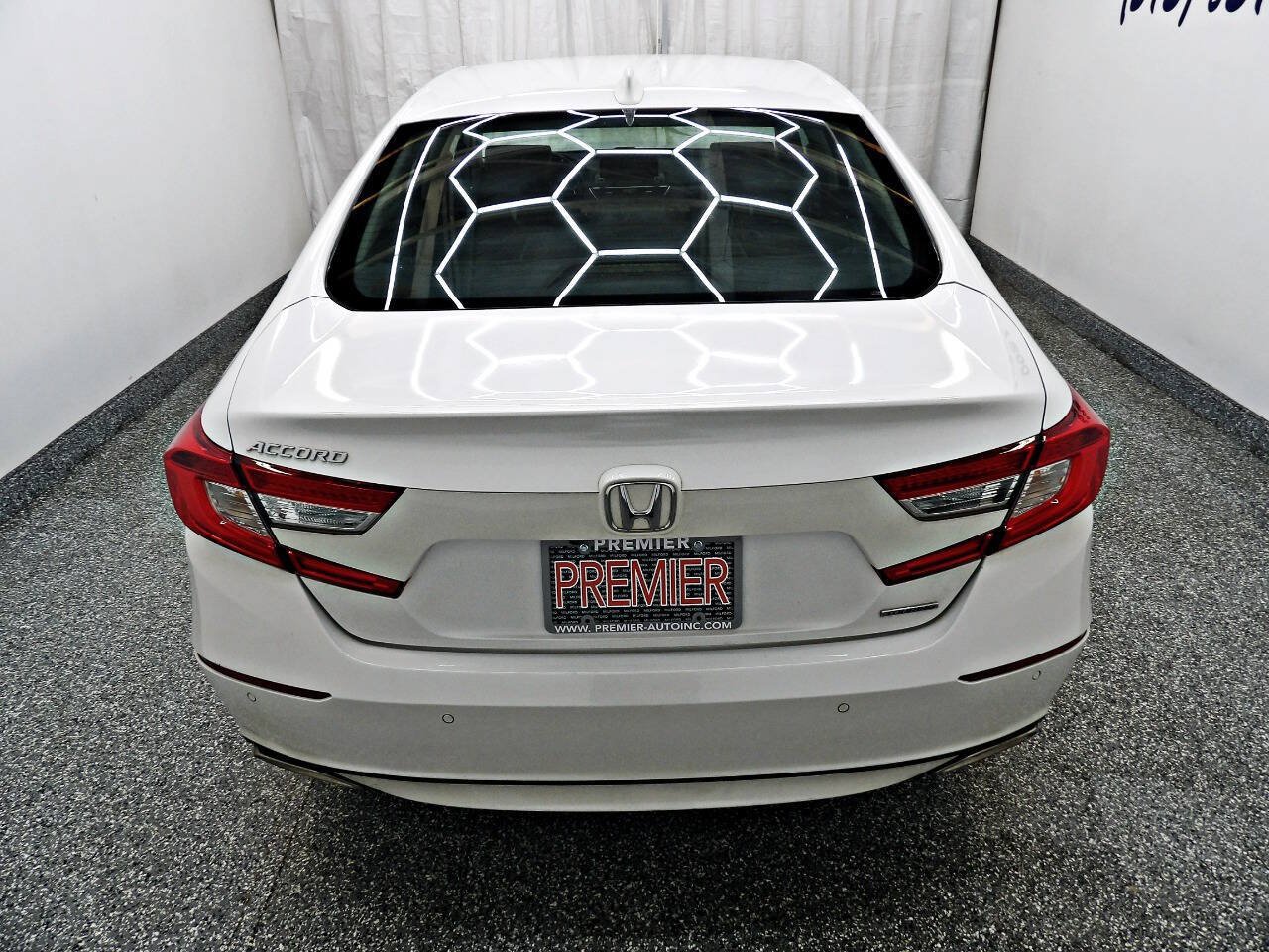 Used 2018 Honda Accord Touring image 5