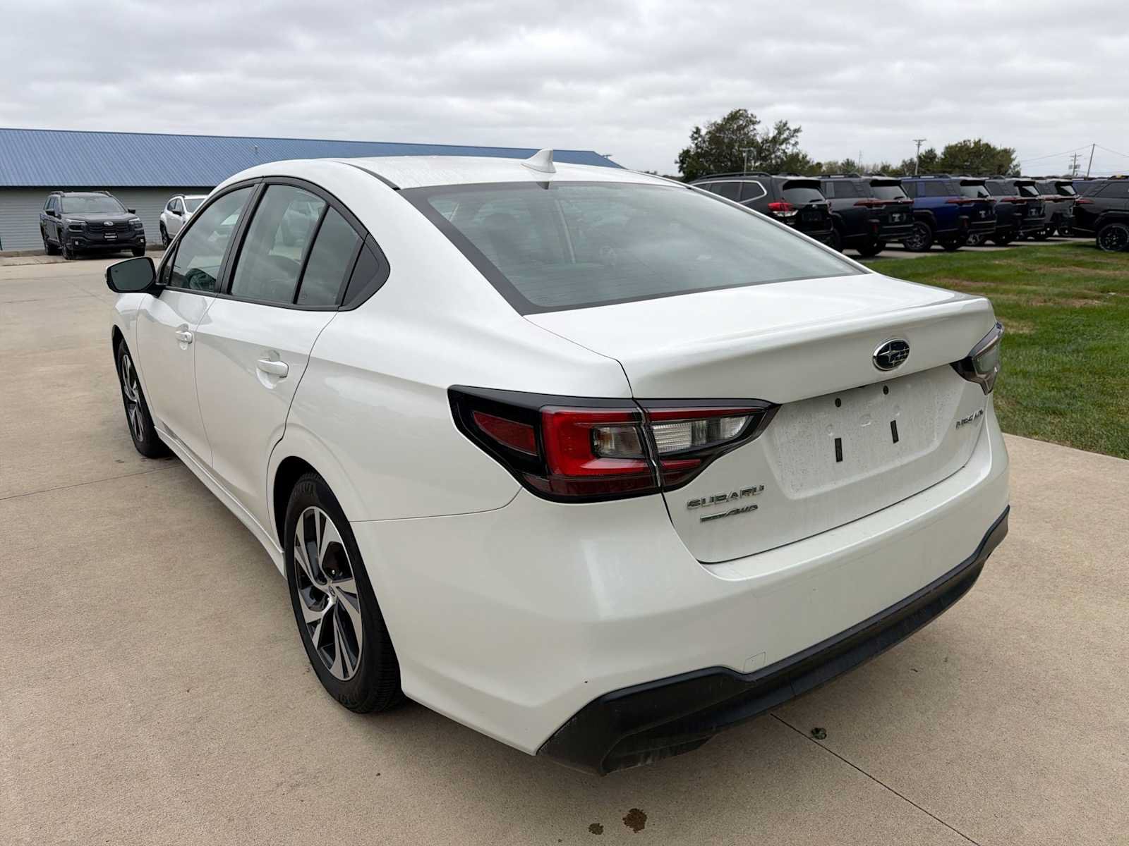 Certified 2023 Subaru Legacy Premium w/ Popular Package #1 AWD/4WD image 4