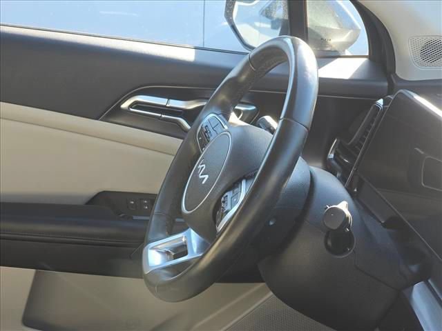 Used 2023 Kia Sportage EX FWD image 26