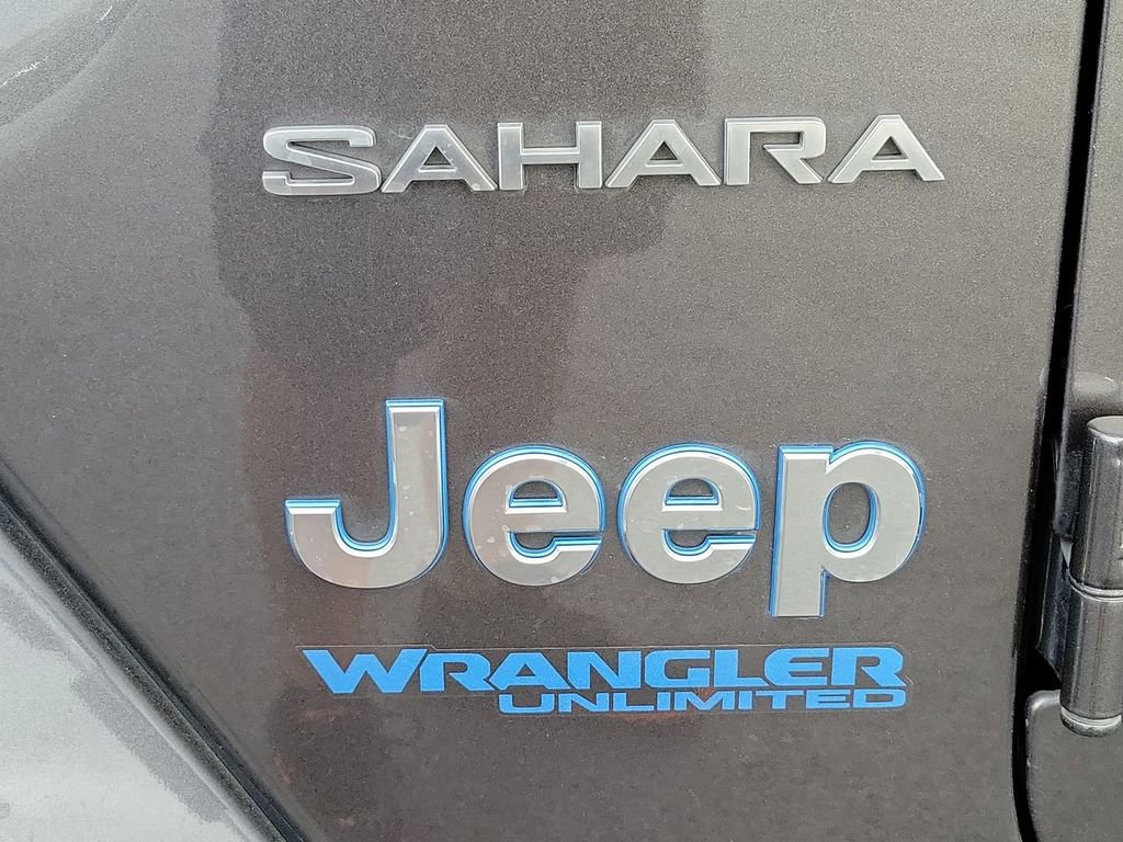 Used 2021 Jeep Wrangler Unlimited Sahara w/ Cold Weather Group image 11