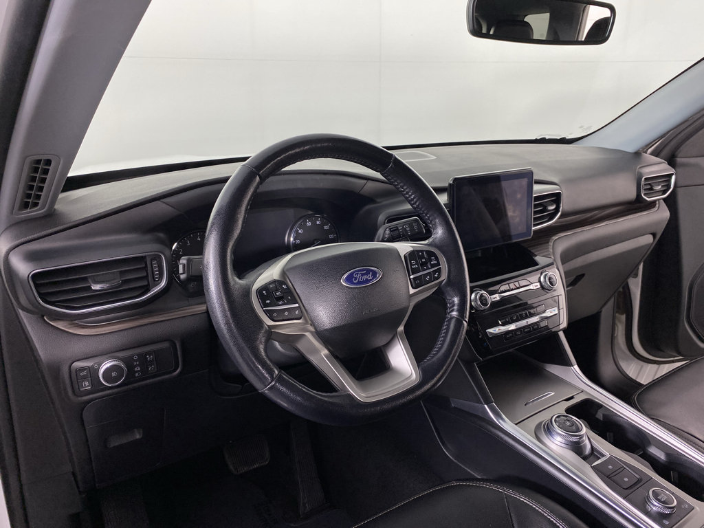 Used 2021 Ford Explorer Limited w/ Hybrid Equipment Group 310A AWD/4WD image 22