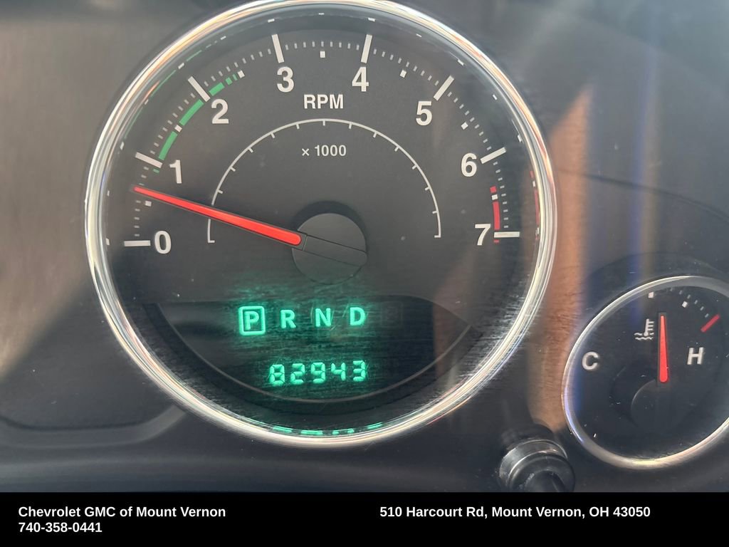 Used 2012 Jeep Wrangler Unlimited Sahara w/ Dual Top Group AWD/4WD image 20