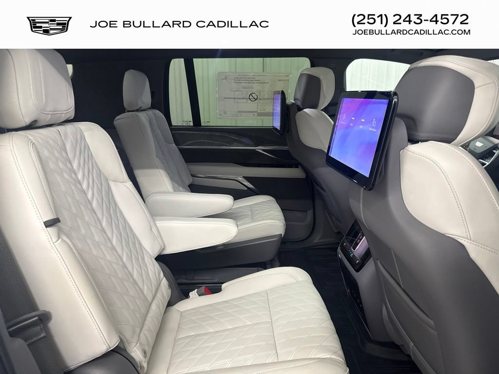 New 2026 Cadillac Escalade IQL Luxury w/ LPO, Floor Liner Package AWD/4WD image 22