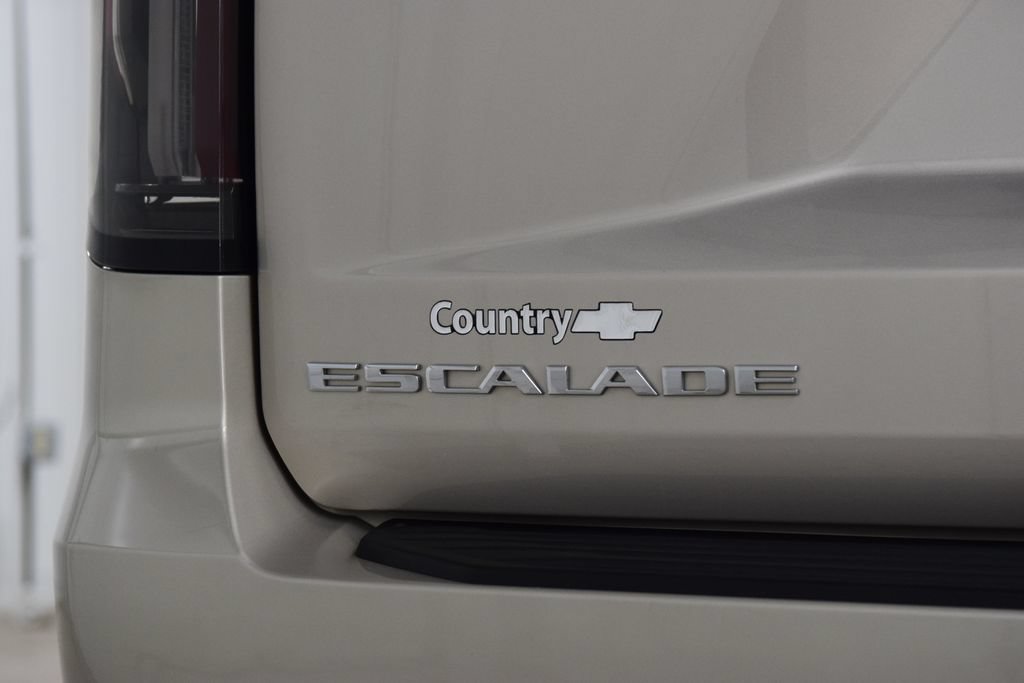 Used 2023 Cadillac Escalade Premium Luxury Platinum AWD/4WD image 22