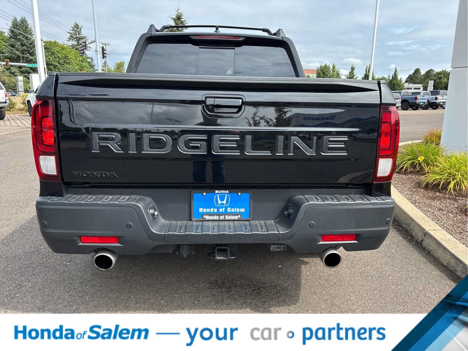 Used 2025 Honda Ridgeline Black Edition image 5