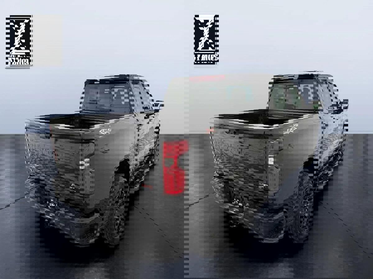 Used 2024 Chevrolet Silverado 1500 RST w/ Convenience Package II image 6