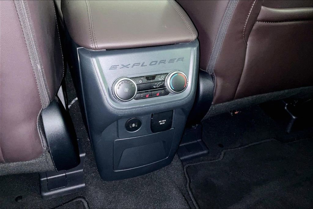 Used 2025 Ford Explorer Platinum w/ LUX Leather Package image 34