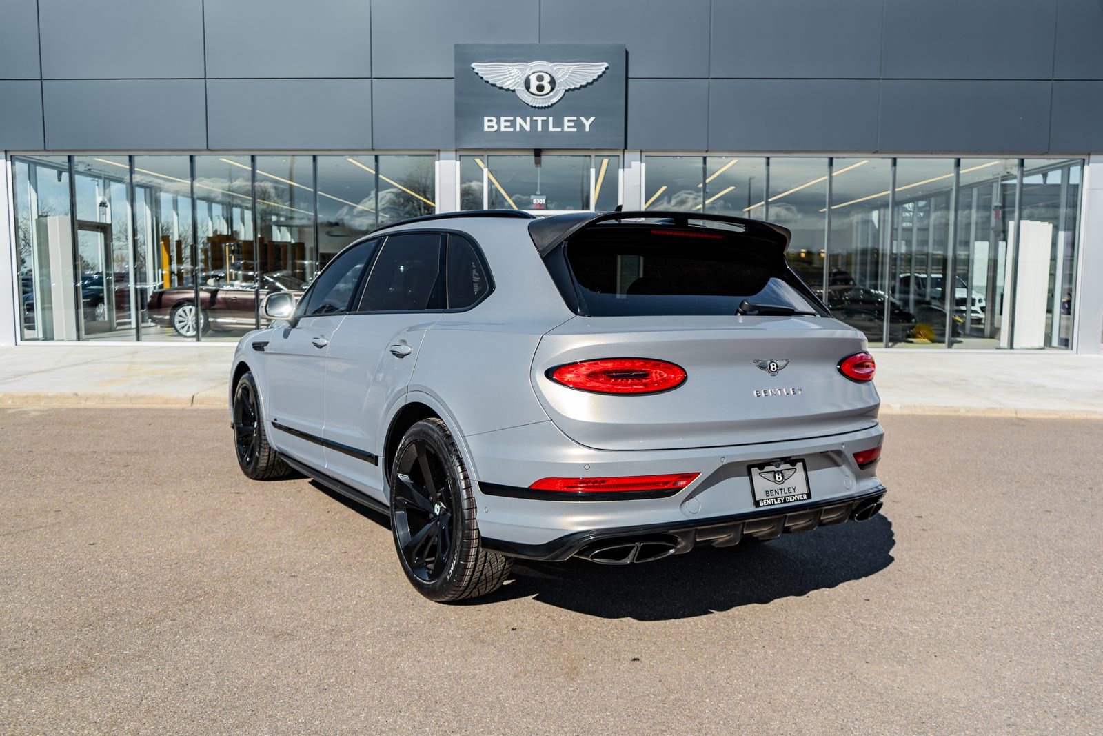 Certified 2022 Bentley Bentayga image 6