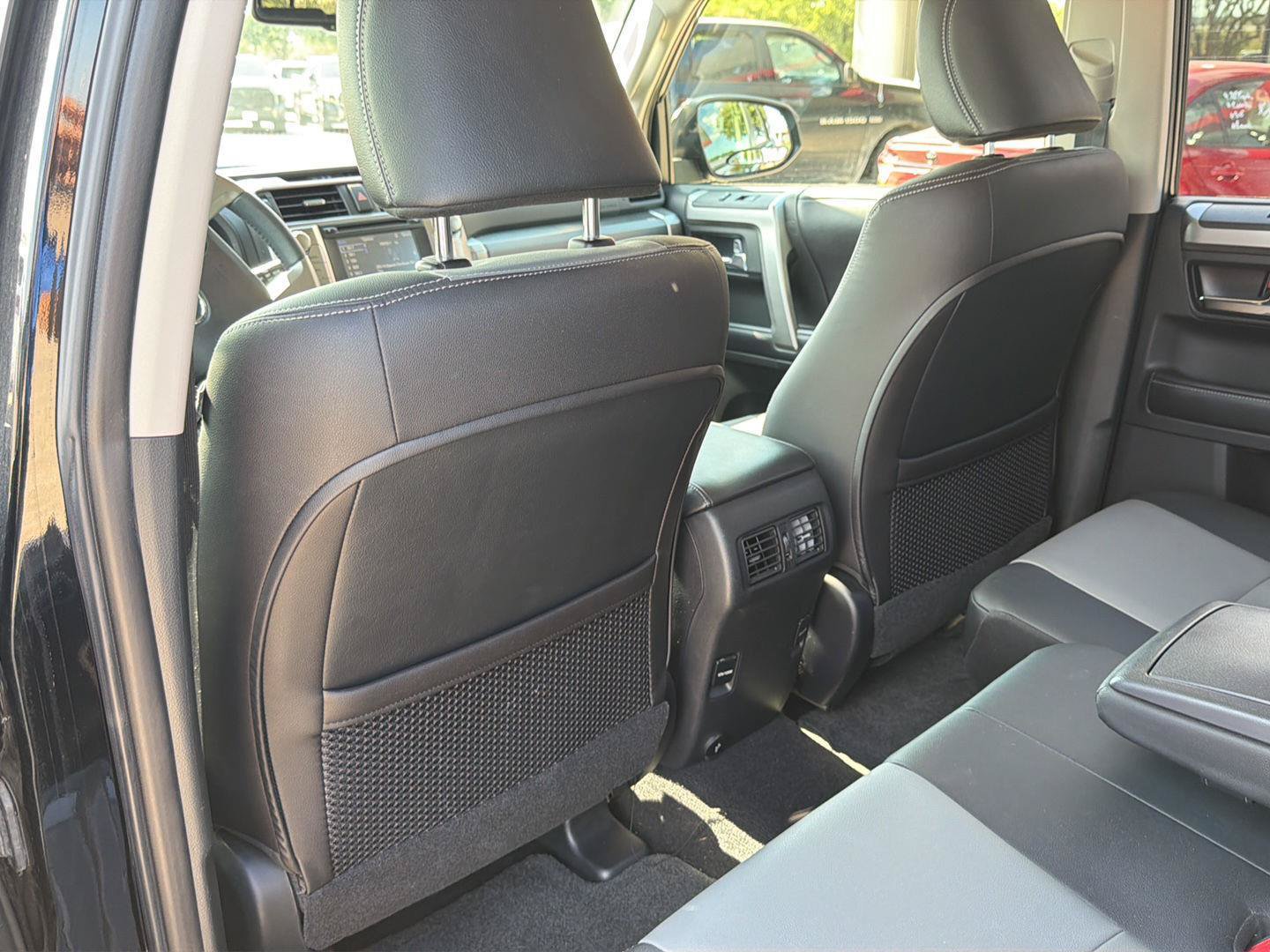 Used 2017 Toyota 4Runner SR5 Premium RWD image 17