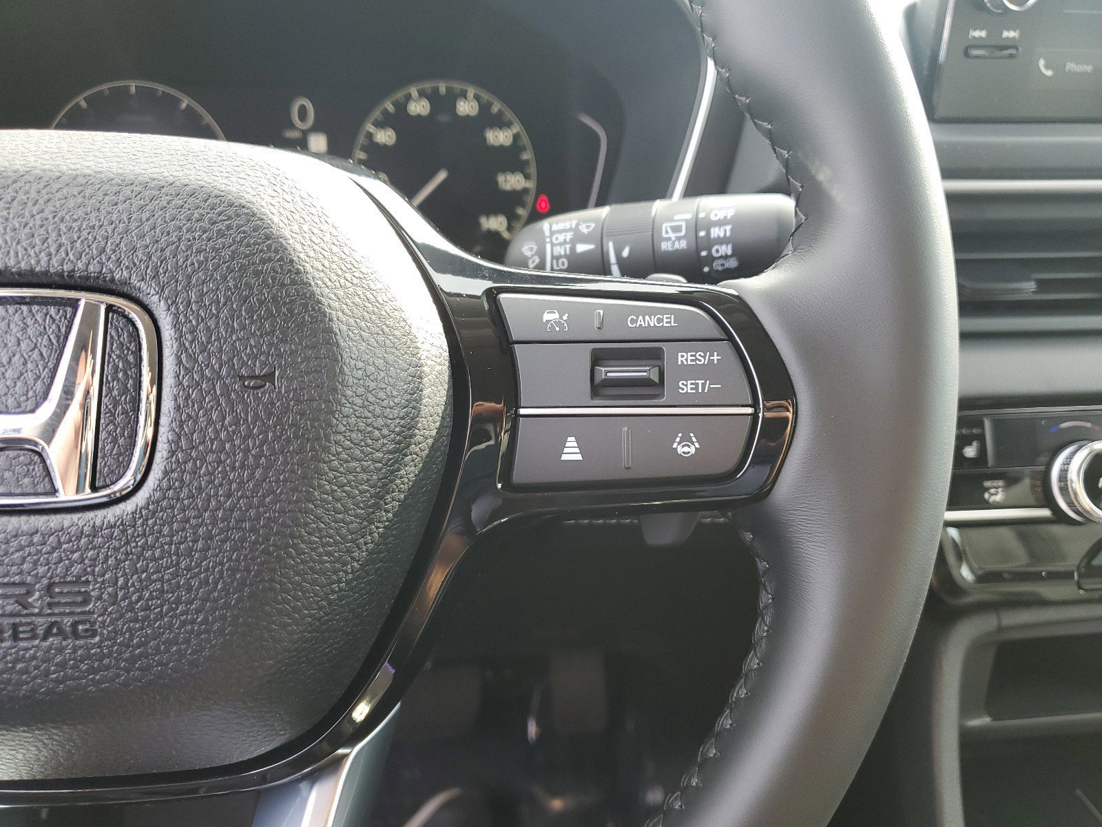 New 2025 Honda Pilot EX-L image 21