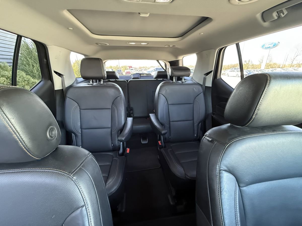 Used 2018 Chevrolet Traverse Premier AWD/4WD image 9