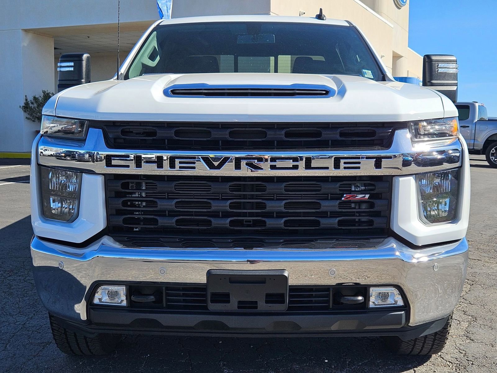 Used 2020 Chevrolet Silverado 2500 LT w/ All Star Edition image 2