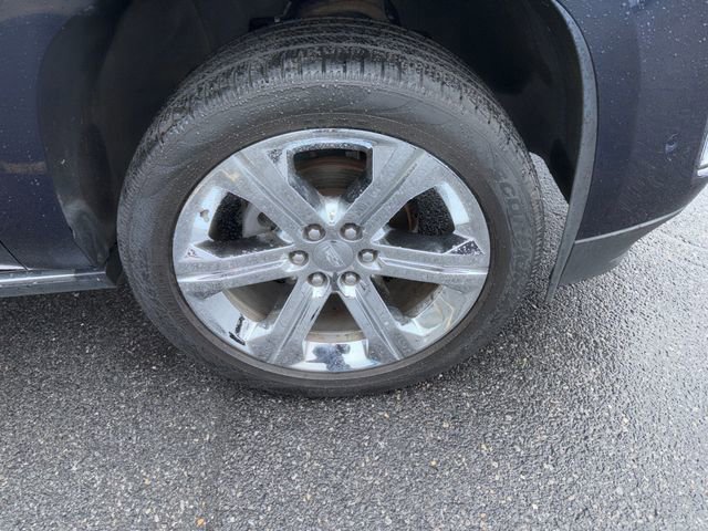 Used 2017 Cadillac Escalade Premium Luxury image 9