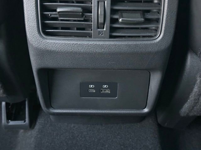 Certified 2022 Nissan Rogue SV w/ SV Premium Package AWD/4WD image 31