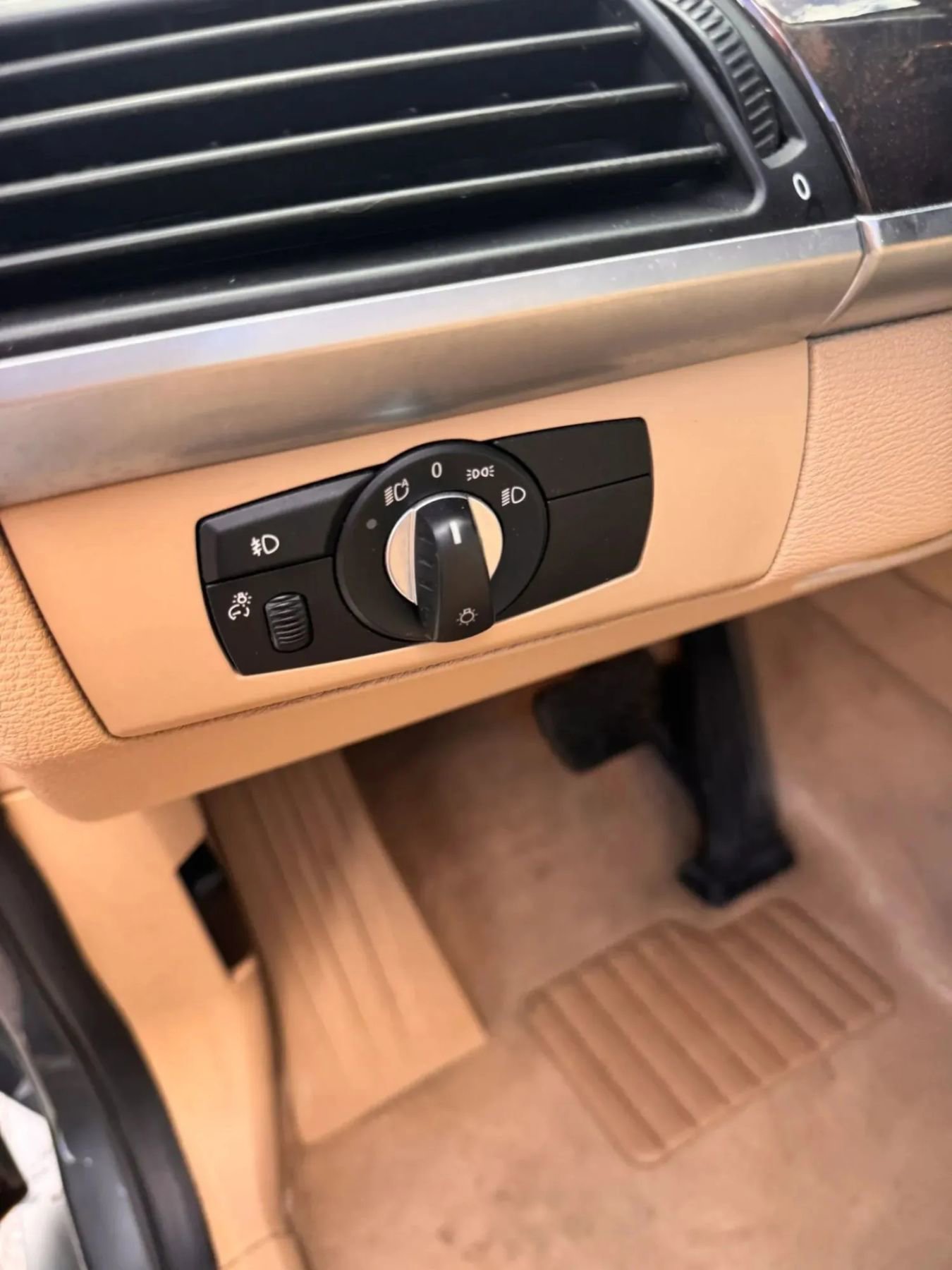 Used 2011 BMW X5 xDrive35d image 20