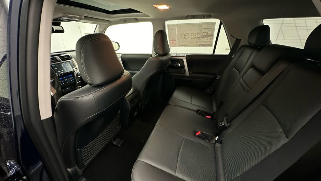 Used 2024 Toyota 4Runner Limited AWD/4WD image 10