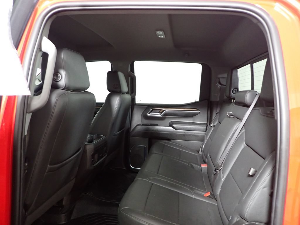 Used 2024 Chevrolet Silverado 1500 LT Trail Boss w/ Convenience Package II AWD/4WD image 33