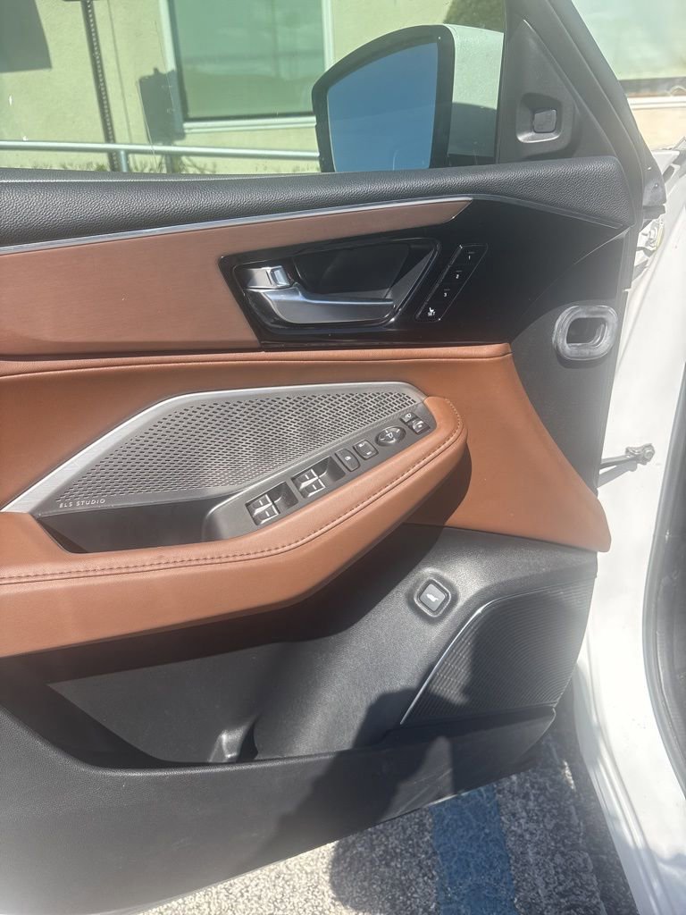 Used 2024 Acura MDX FWD w/ Technology Package image 16