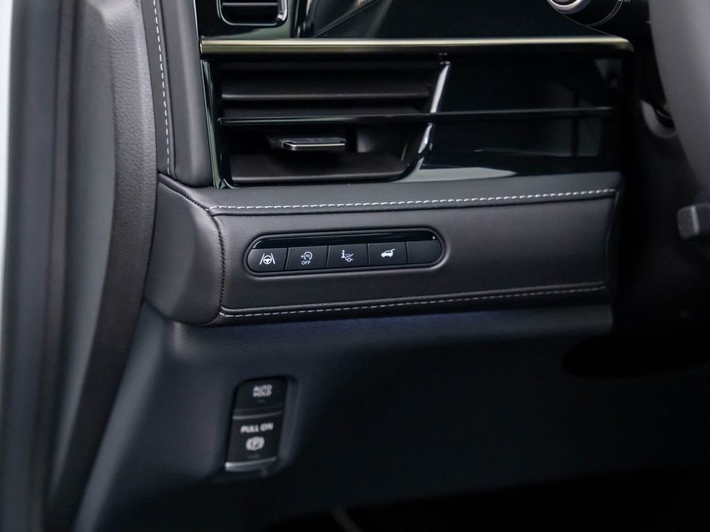 Certified 2026 INFINITI QX80 Autograph w/ Premium Cargo Package image 22