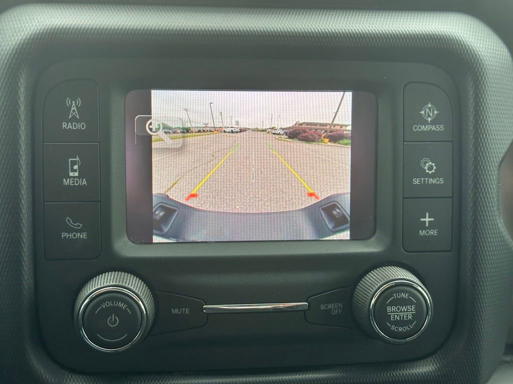 Used 2021 Jeep Gladiator Sport w/ Trailer Tow Package image 14