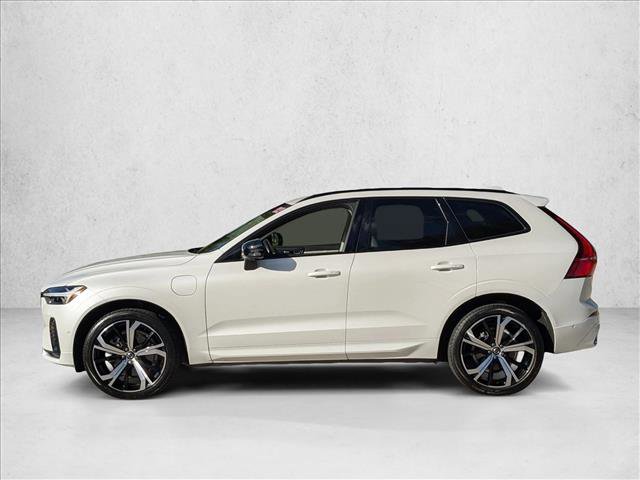 Used 2023 Volvo XC60 T8 Ultimate w/ Protection Package Premier image 9
