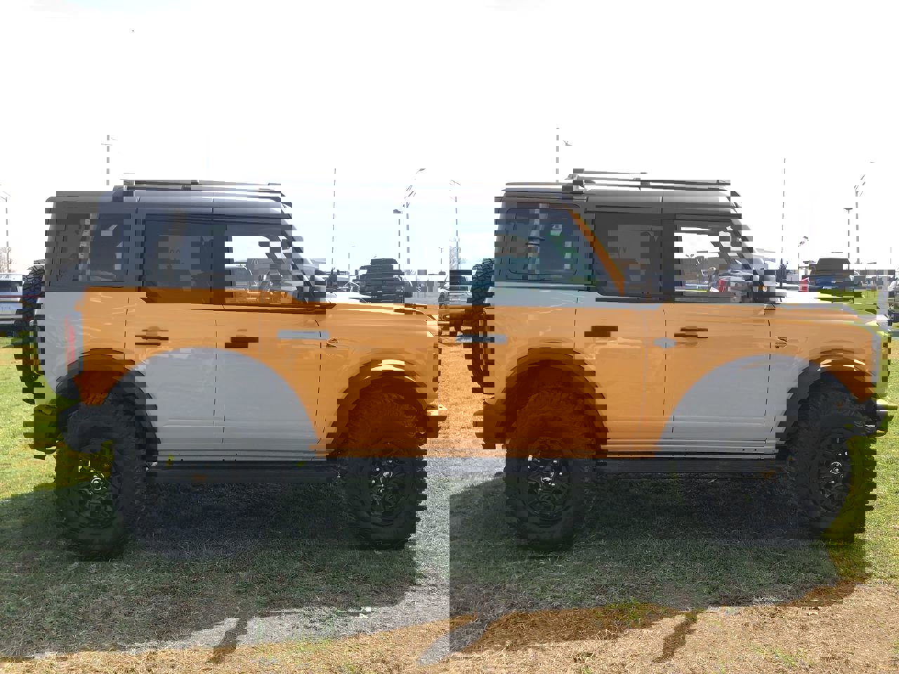 Used 2022 Ford Bronco Wildtrak image 14