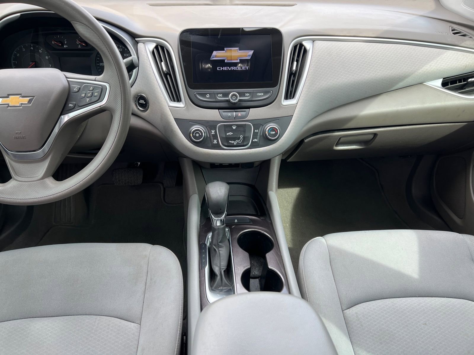 Used 2022 Chevrolet Malibu LS FWD image 11