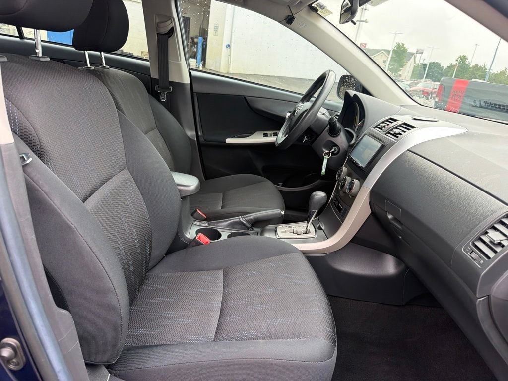 Used 2011 Toyota Corolla S FWD image 39