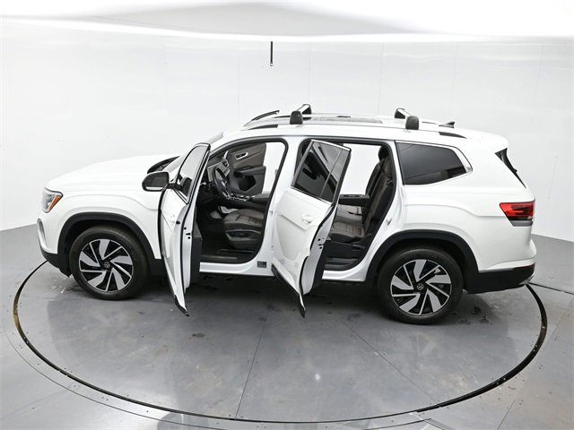 Used 2024 Volkswagen Atlas SEL image 43