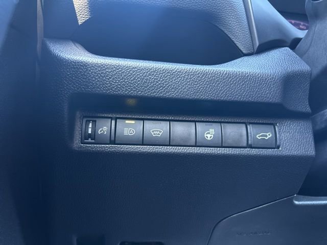 Used 2023 Toyota RAV4 SE w/ Convenience Package AWD/4WD image 22