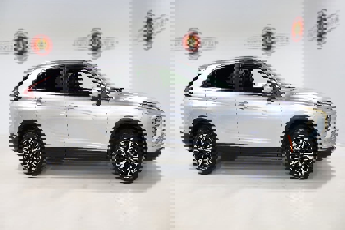 Used 2025 Mitsubishi Eclipse Cross SE image 5