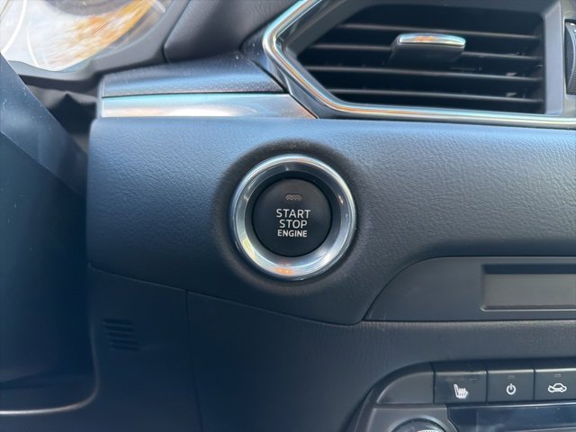 Used 2025 MAZDA CX-5 Carbon Edition image 16