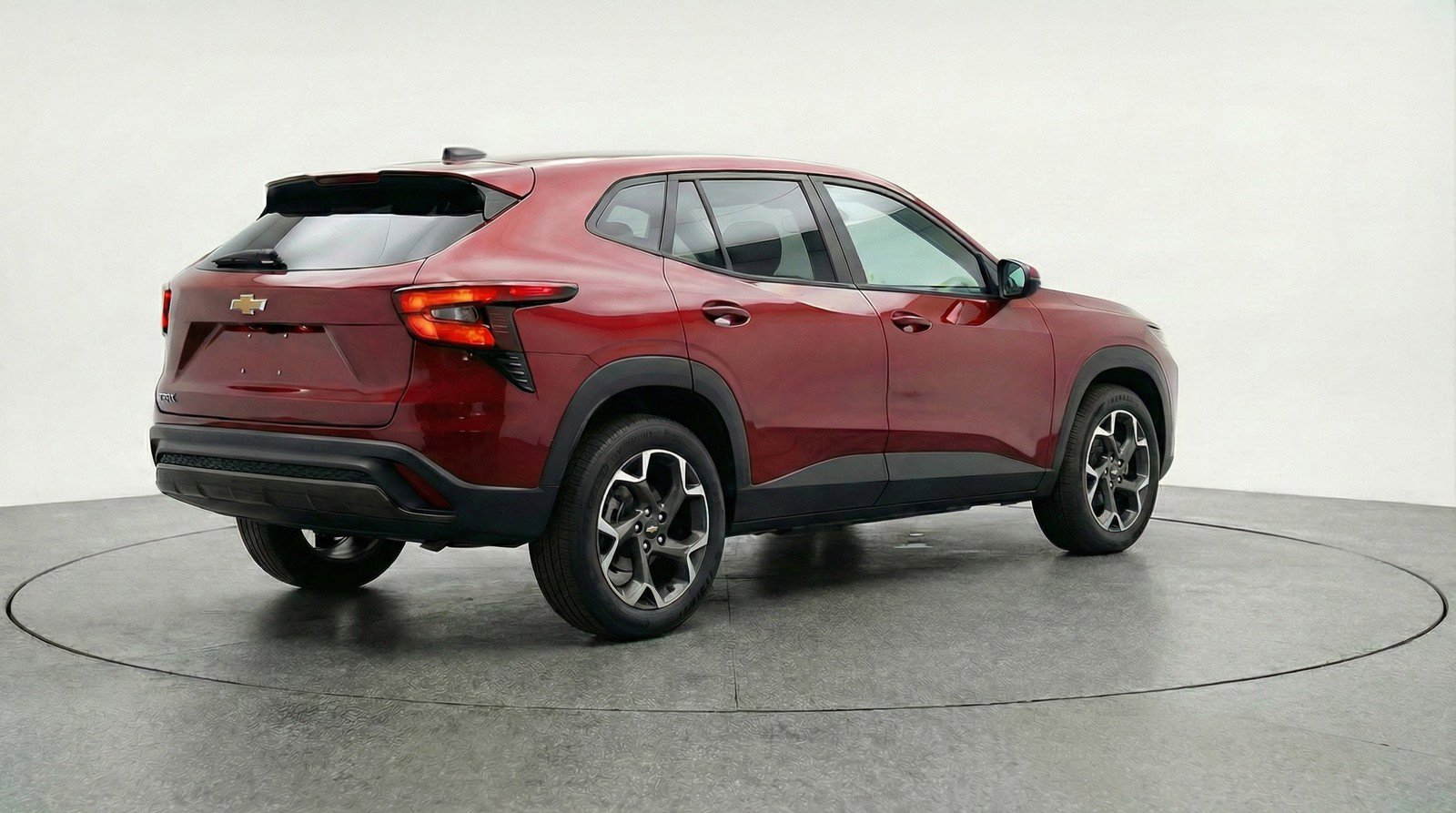 Used 2025 Chevrolet Trax LT image 9