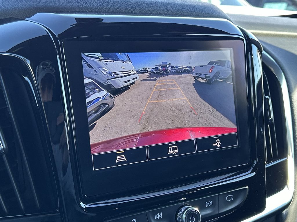 Certified 2023 Chevrolet Traverse LT FWD image 19