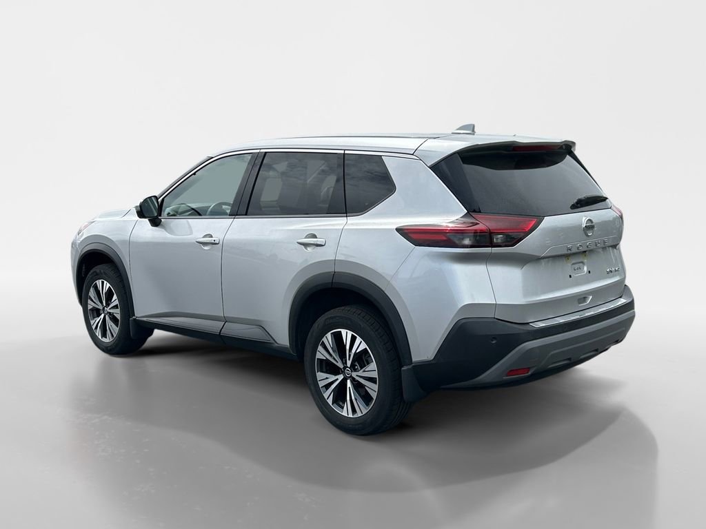 Used 2021 Nissan Rogue SV AWD/4WD image 3