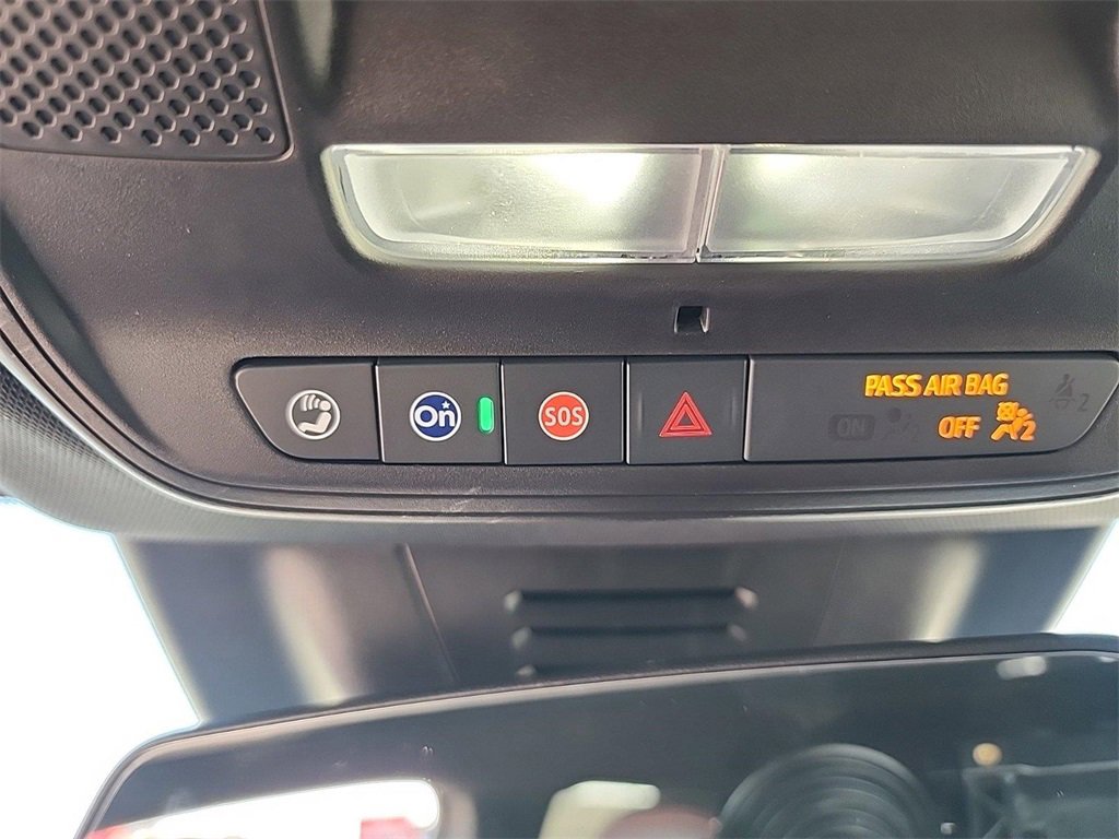 New 2025 Chevrolet Equinox EV RS image 21