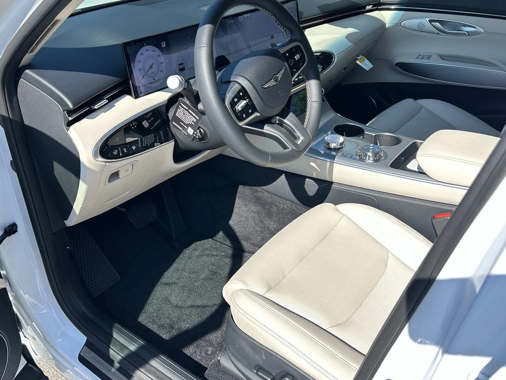 New 2026 Genesis GV70 2.5T Select AWD/4WD image 15