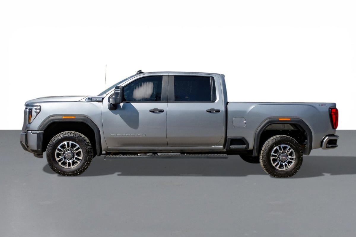 Used 2024 GMC Sierra 3500 Pro image 9