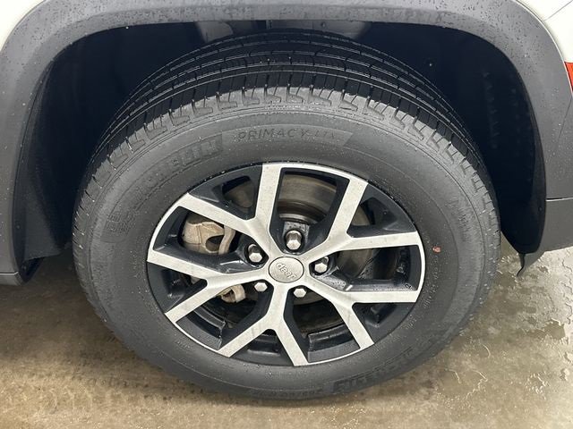 Used 2023 Jeep Grand Cherokee Limited image 5