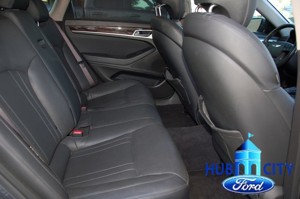 Used 2016 Hyundai Genesis 3.8 w/ Option Group 02 RWD image 14