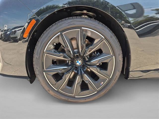 New 2026 BMW 740i xDrive w/ Executive Package AWD/4WD image 10