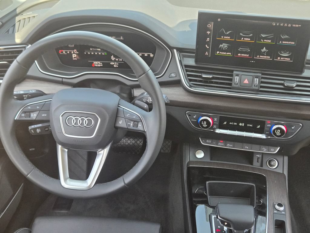 Certified 2024 Audi Q5 2.0T Premium Plus AWD/4WD image 35