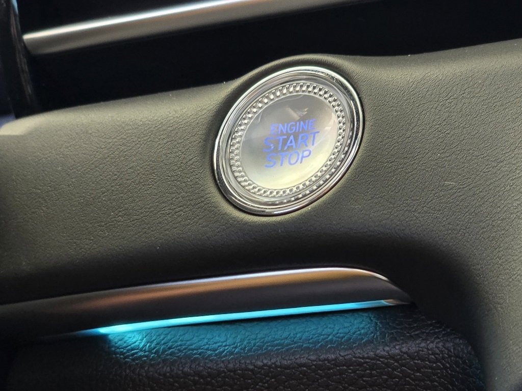 Used 2025 Genesis GV80 2.5T Prestige image 20