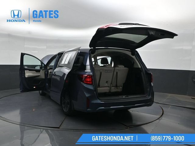 Certified 2026 Honda Odyssey Touring image 64
