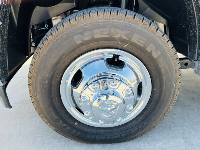 New 2027 RAM 3500 Tradesman AWD/4WD image 8
