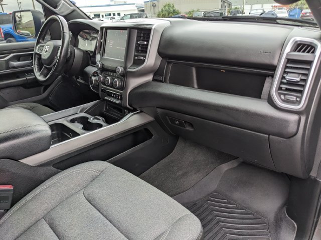 Used 2022 RAM 1500 Big Horn AWD/4WD image 14